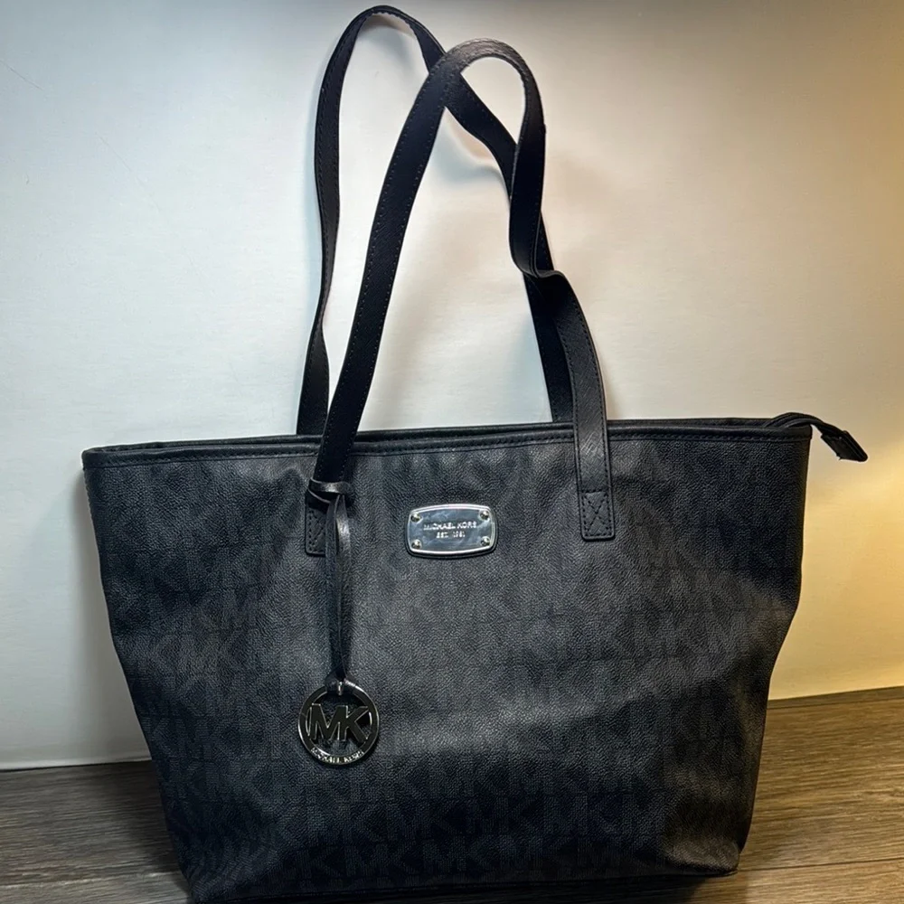 Michael Kors Charcoal Signature Tote